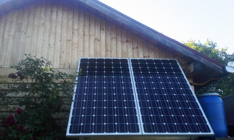 Panouri-solare-fotovoltaice-standard-&-blackline